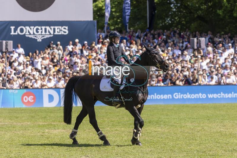 Abahadschi Ahlers Marike GER_Hamburg_20240512_SS350804.jpg